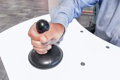 Handgreep op zuignap voor statafel – extra stabiliteit en ondersteuning