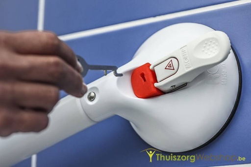 Key lock for suction cup