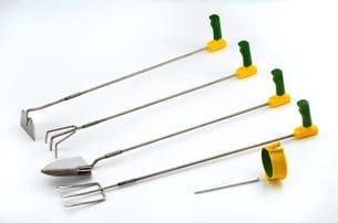 Les outils de jardinage avec manche allongé Longreach Easi-Grip®