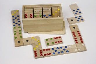 Domino extra enlarged