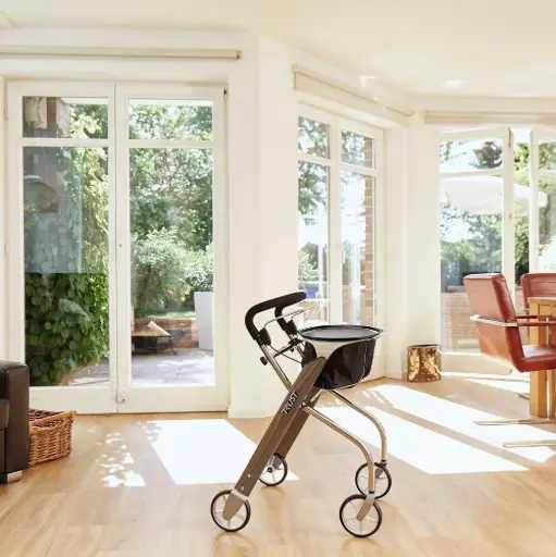 Let’s Dream Binnenrollator– Zweeds Design, met Dienblad en Mandje